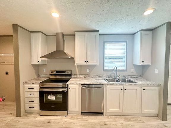 4th image of 2815 Broad St Lot 5