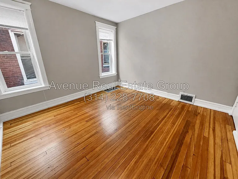 3323 Nebraska Ave #2F — Photo 9