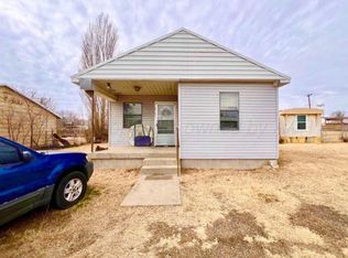 612 Clark Ave, Stinnett, TX 79083