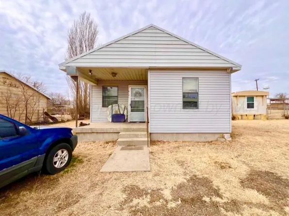 612 Clark Ave, Stinnett, TX 79083