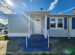 9 Lincoln Ave, Keansburg, NJ 07734