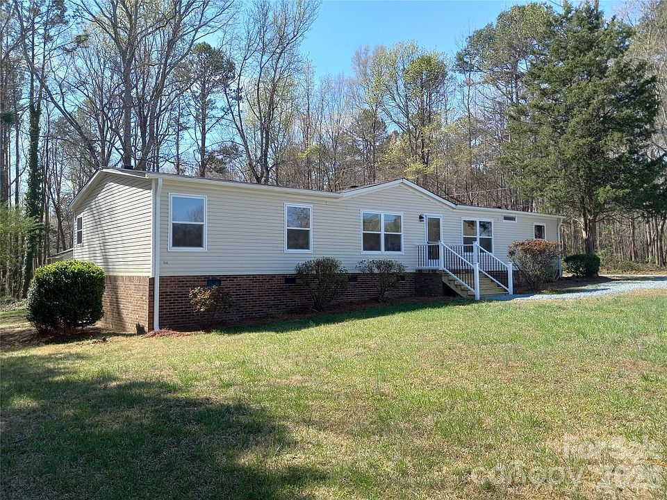 1st image of 831 W Unionville Indian Trail Rd