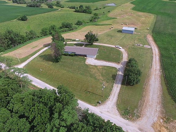 4th image of 1272 Township Road 200n