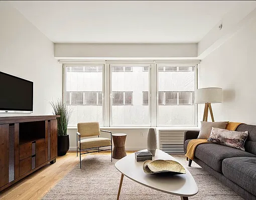 L’Appartement AMERICANA N/S Fooded P/O 90 William Street #8E in Financial District, Manhattan