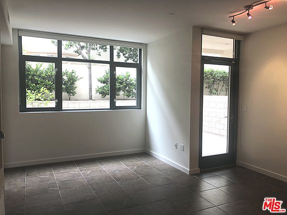 4th image of 13045 Pacific Promenade #137