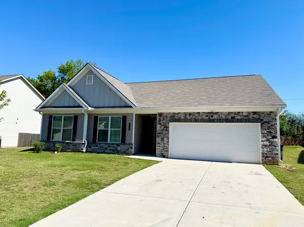 115 McGinnis Cir, Calhoun, GA 30701