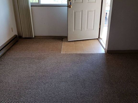 2nd image of 827 N Grand Ave APT 20