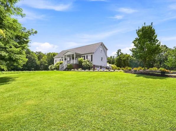465 Lyman Ln, Johnstown, PA 15909
