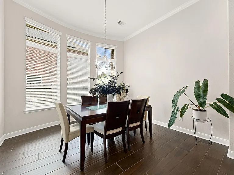 25819 Oakwood Knoll Dr — Photo 11