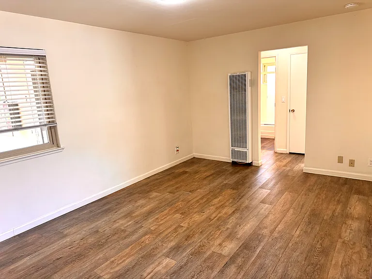 715 Monroe St #1 — Photo 2