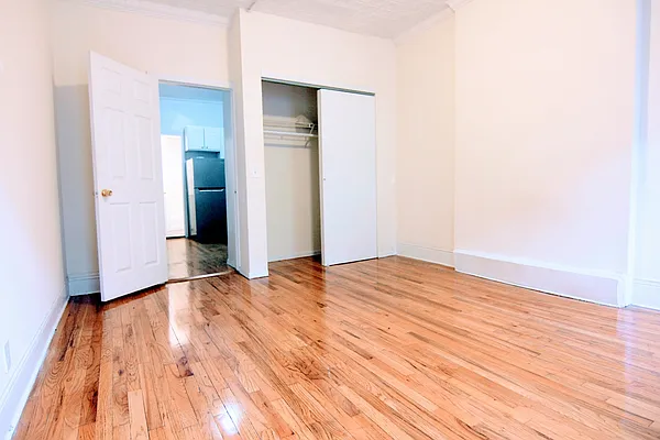 Rented by Voro, LLC | media 13