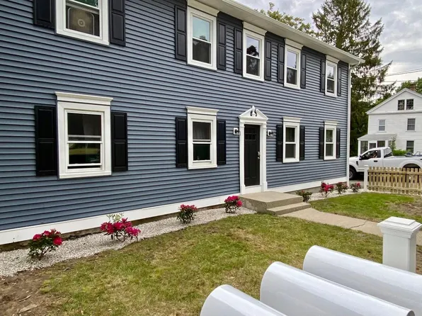 21 Otis St #B, Dayville, CT 06241