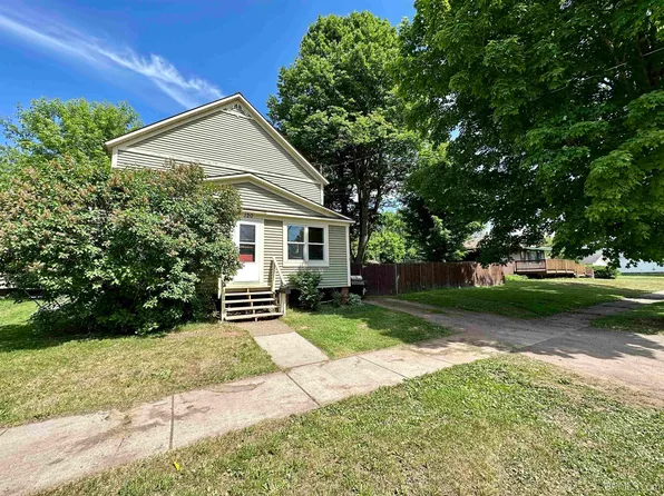 120 Poplar St, Ironwood, MI 49938