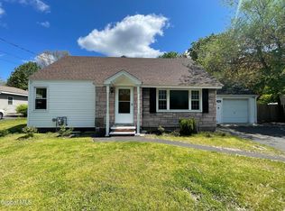 3881 Carman Rd, Schenectady, NY 12303