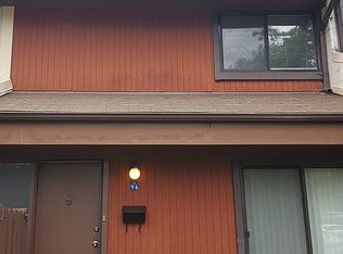 12196 Sanibel Ct, Reston, VA 20191