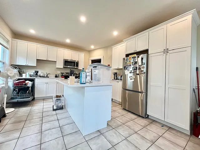 75 Leicester St — Photo 1
