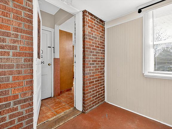 mudroom