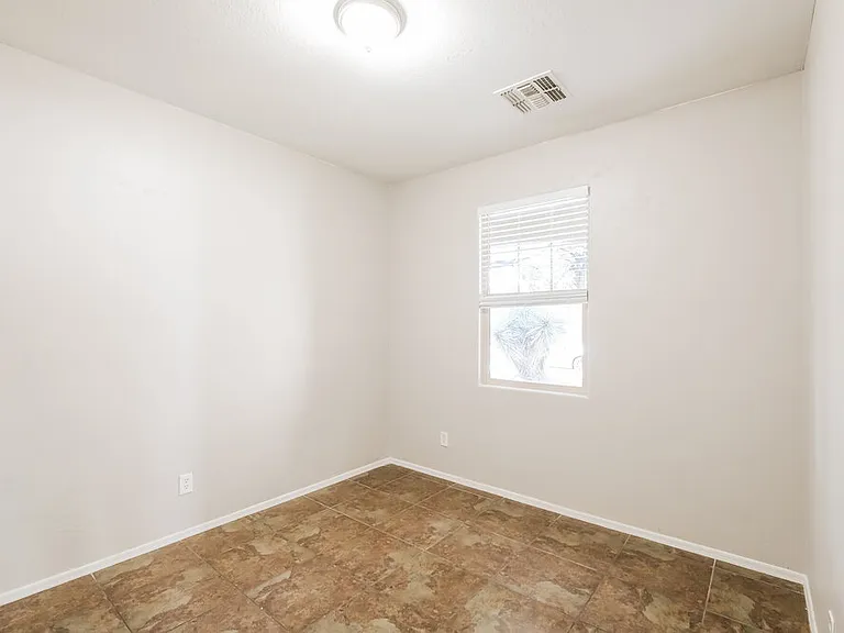 7342 W Saint Charles Ave — Photo 14
