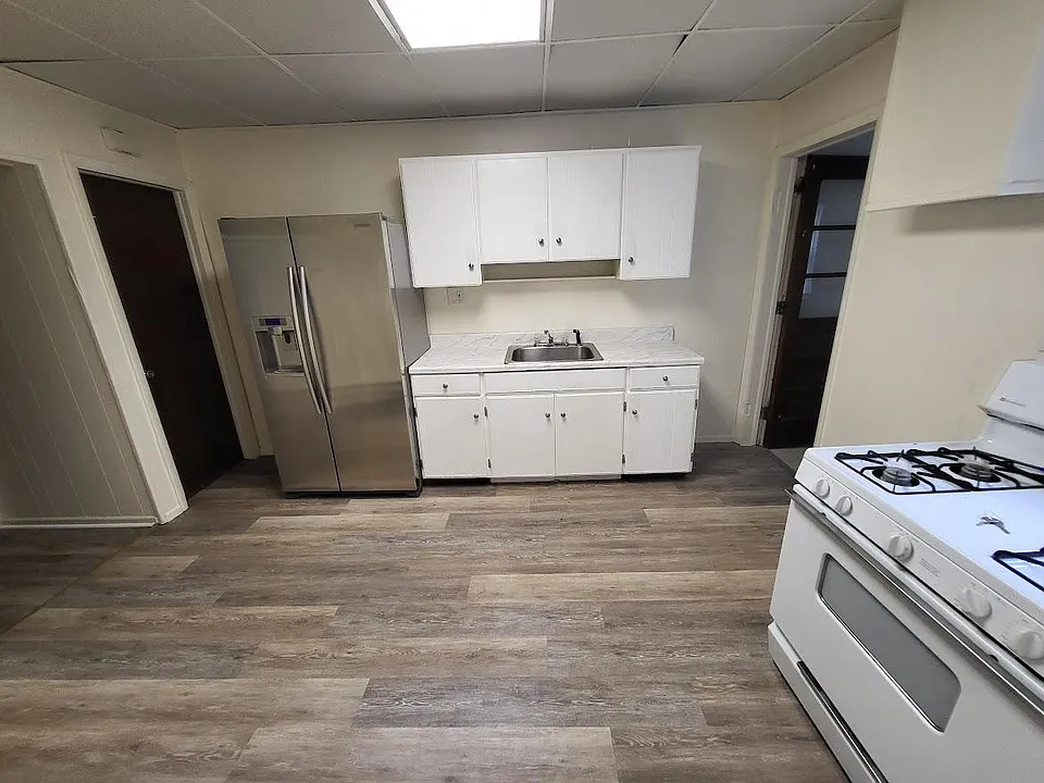 49 Orange Ave #1