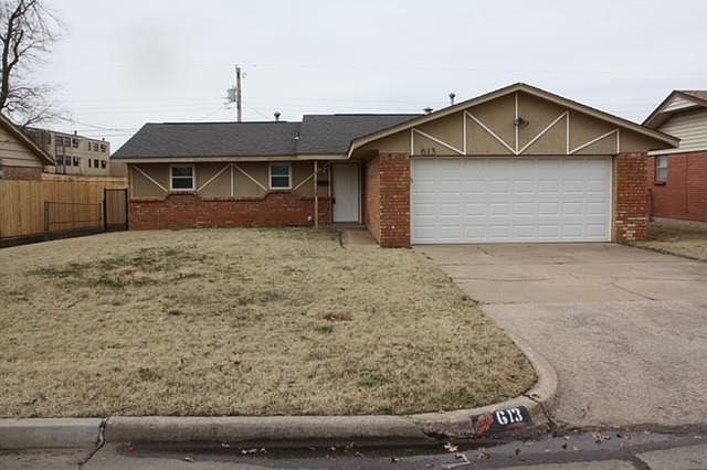 1st image of 613 Leslie Dr