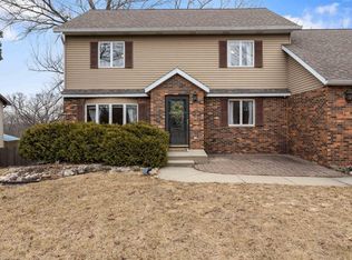 2772 Osmundsen Rd, Fitchburg, WI 53711