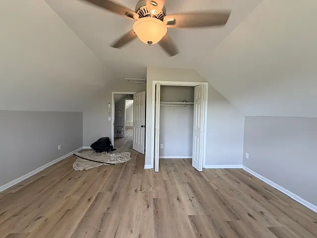 3650 Falls Rd — Photo 20