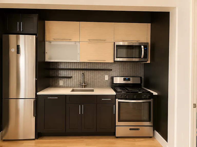 1874 Hart St #1R — Photo 6