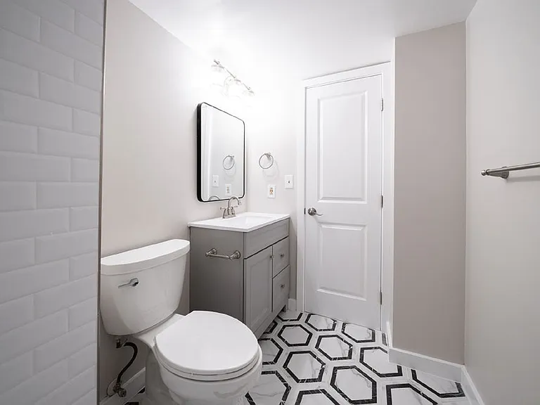 5505 Seminary Rd #103N — Photo 41
