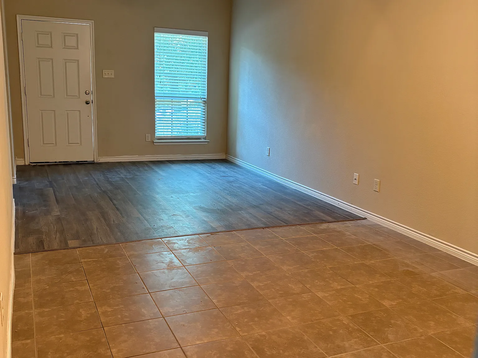 3 bed, 1280 sqft, $1,695 — Photo 3