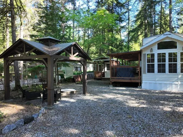 25 Drial Loop, Deming, WA 98244