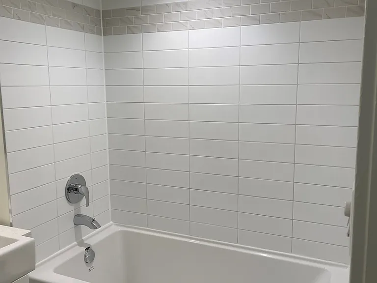 1925 Maple St #8 — Photo 5