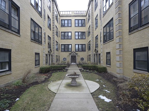 2nd image of 2536 N Kedzie Blvd