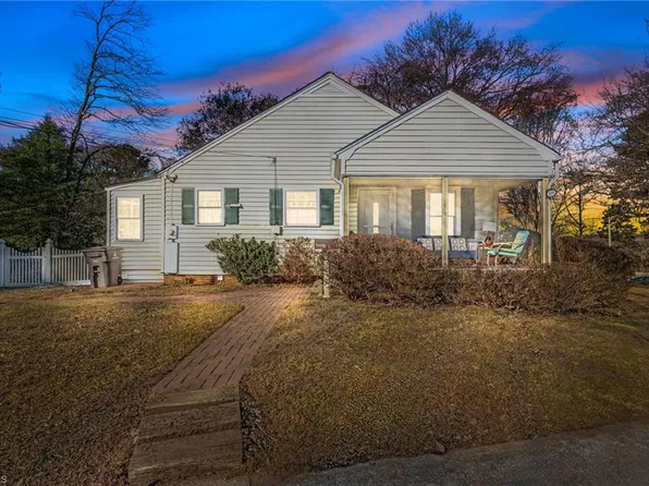 376 Park Blvd, Winston Salem, NC 27127