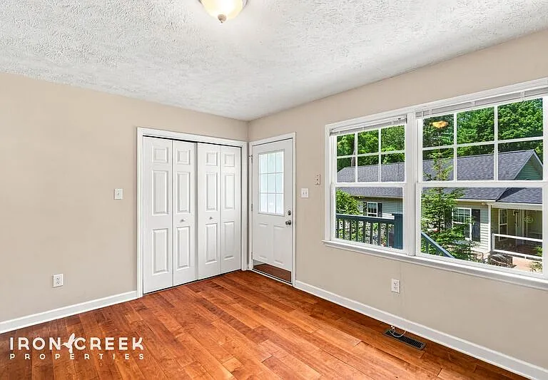 16 Spinet St — Photo 11