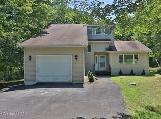 126 Crystal Dr, Long Pond, PA