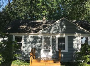 3123 Walter Rd, North Olmsted, OH 44070
