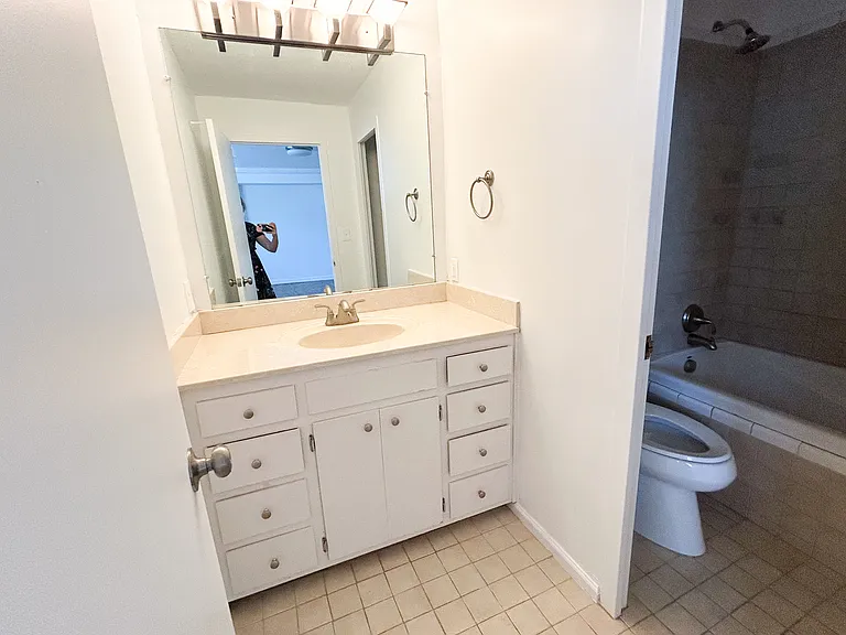 3415 W End Ave #212 — Photo 12