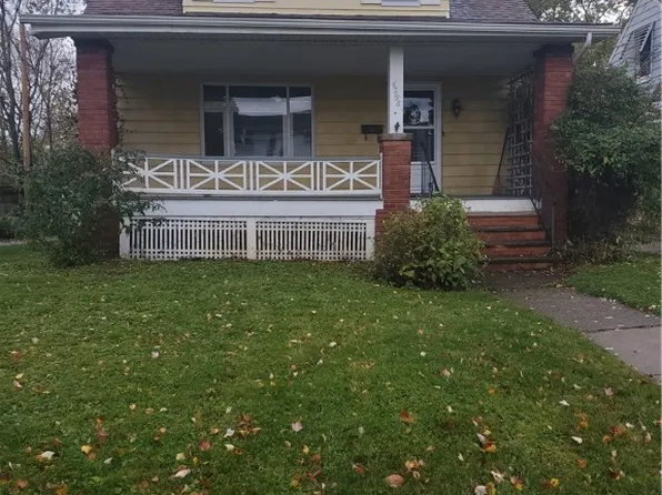 4298 W 226th St, Fairview Park, OH 44126