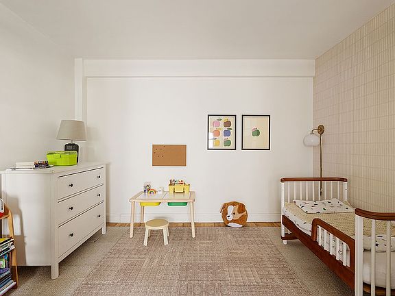5th image of 399 Ocean Pkwy APT 6K