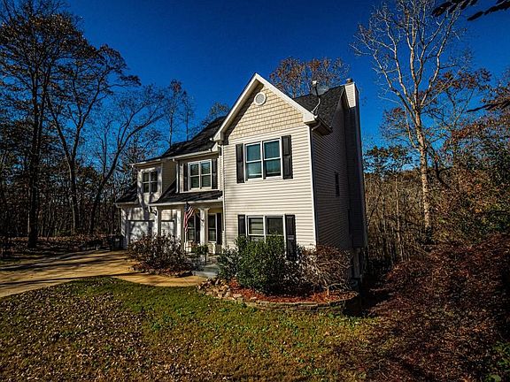 3rd image of 62 Hampton Forest Ct