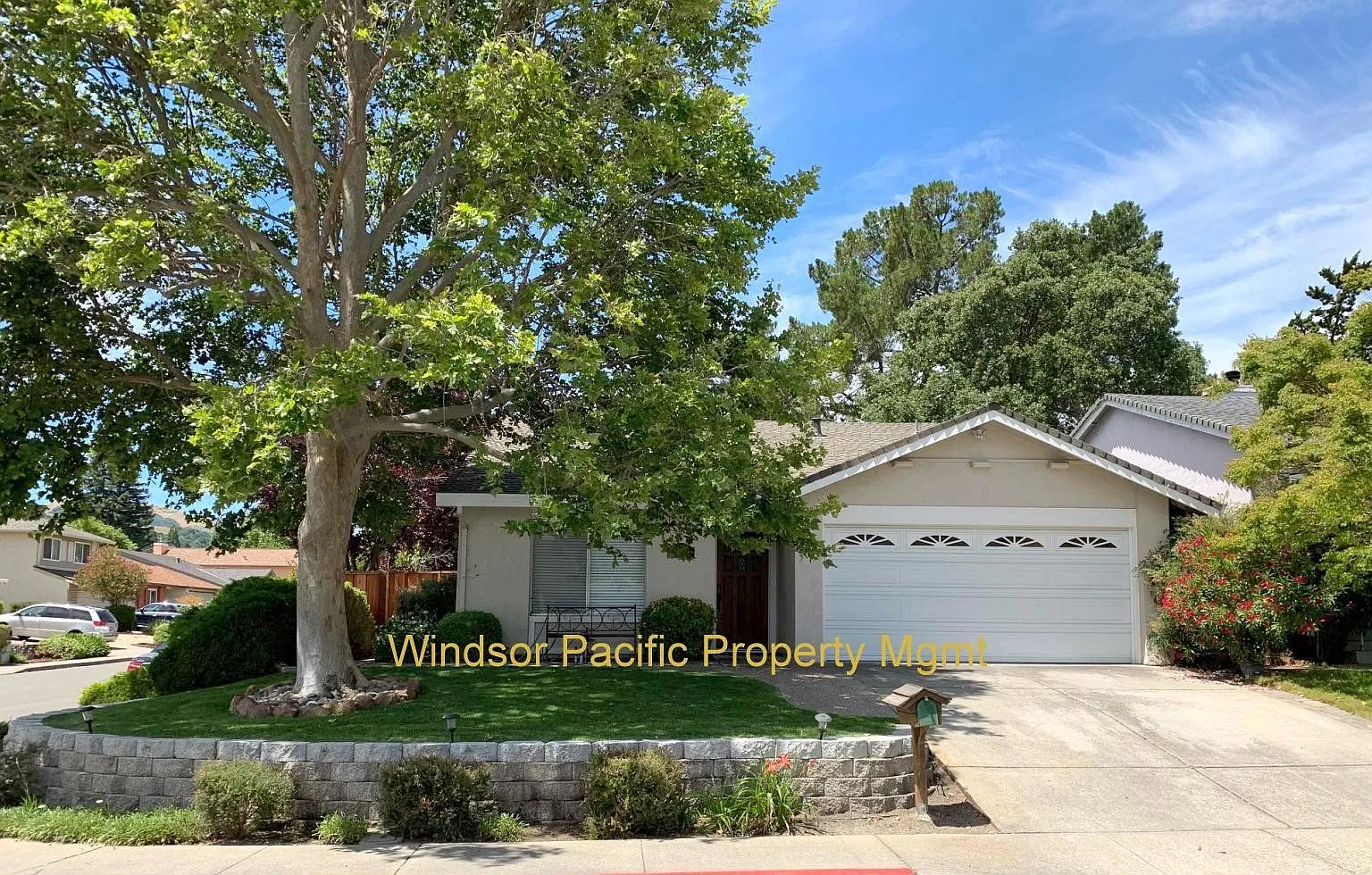 Terrific One Story Home ! Newly Painted ! Great Westside Location ! Close To Top Schools, Bishop ... — Photo 1