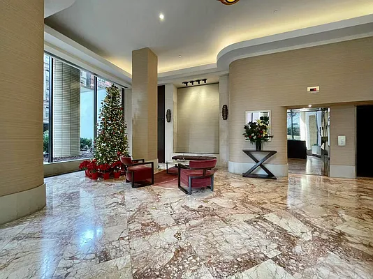 Rented by Oxford Property Group | media 12