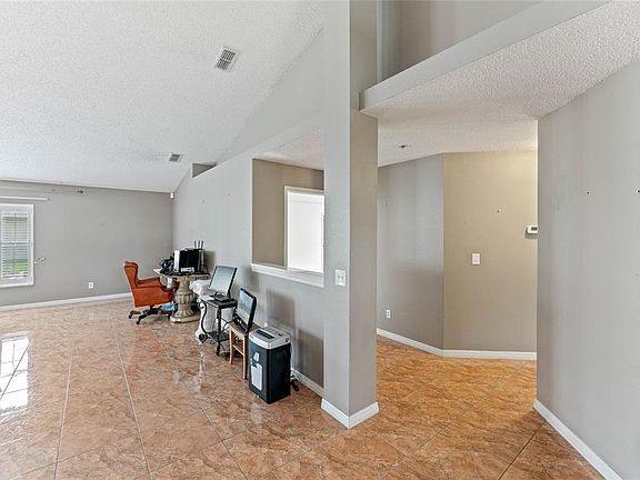 4th image of 3225 Lorimar Ln
