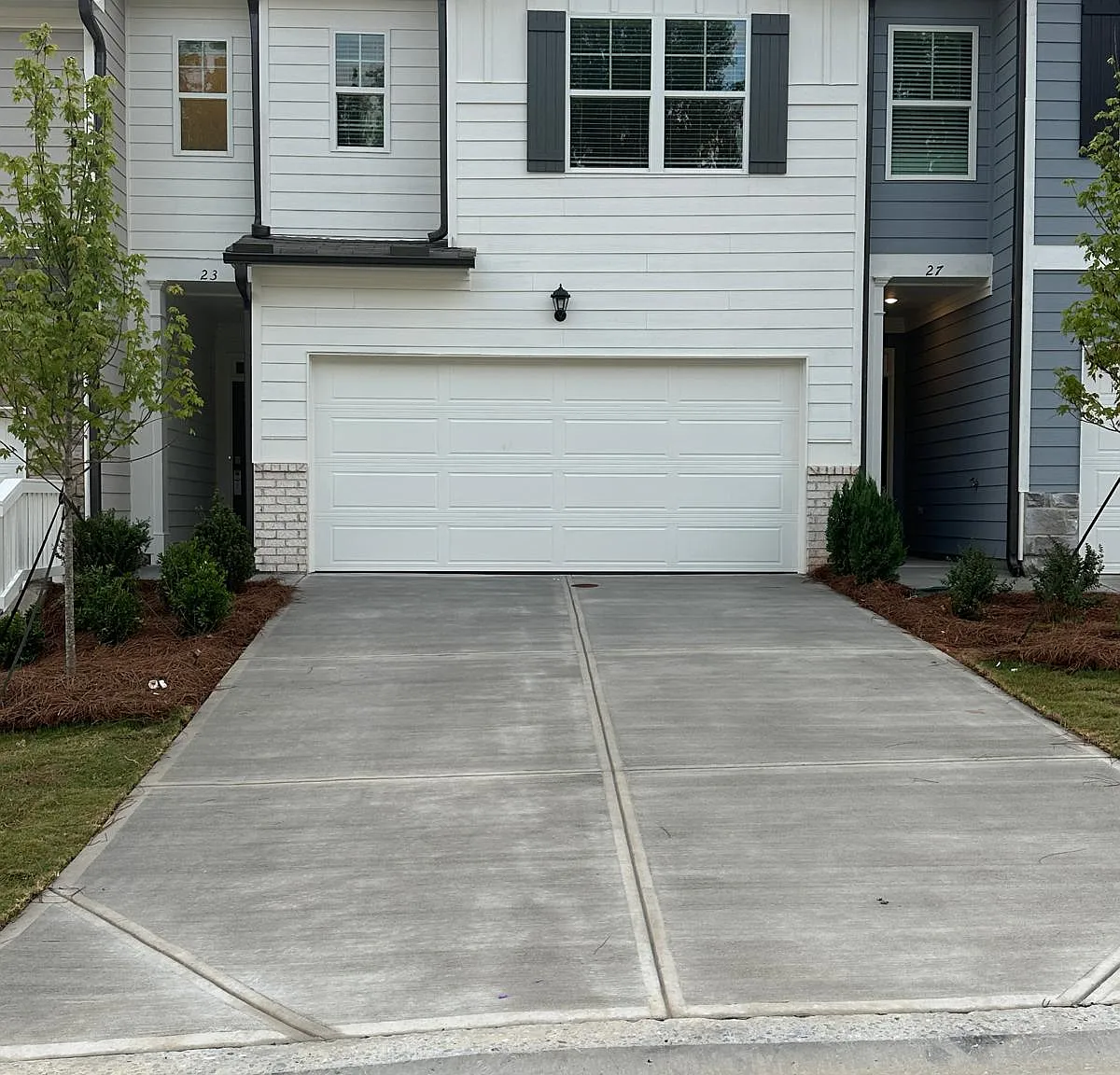 3 bed, 2.5 bath, 1857 sqft, $2,150 — Photo 1