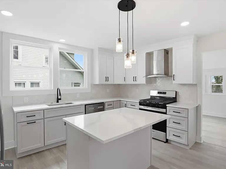 2807 Shirey Ave — Photo 14