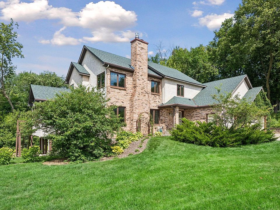1st image of 10416 Briar Cir