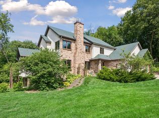 10416 Briar Cir, Bloomington, MN 55437