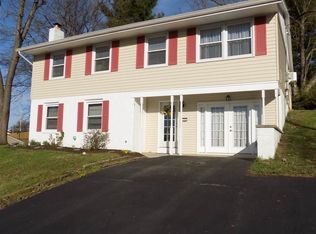 103 Stoner Dr, Mechanicsburg, PA 17055