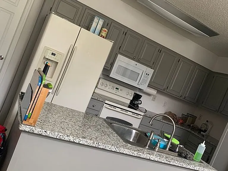 33 Alexander Ct — Photo 3