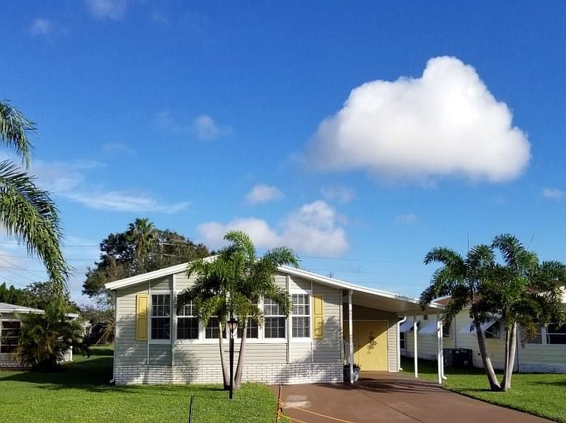 1st image of 652 Barefoot Blvd